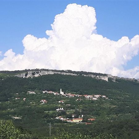 Appartamento Relax In Crni Kal 2 Esterno foto